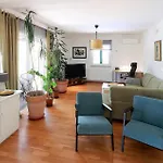 Σπίτι διακοπών Stunning In Jurdani