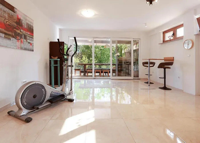 Casa vacanze Lovely In With Sauna *